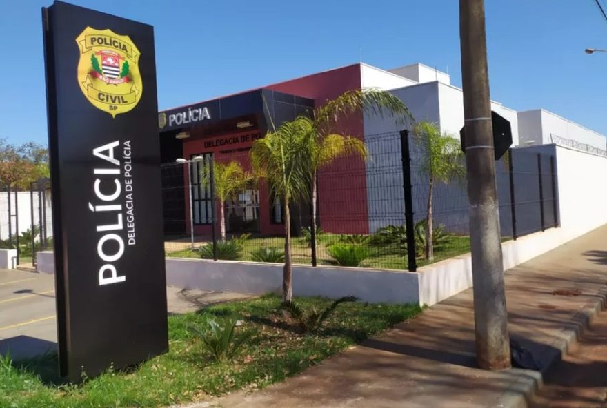 homem-de-53-anos-e-morto-a-tiros-durante-discussao-em-bar-de-palmital3A-suspeito-fugiu-apos-crime homem-de-53-anos-e-morto-a-tiros-durante-discussao-em-bar-de-palmital3A-suspeito-fugiu-apos-crime