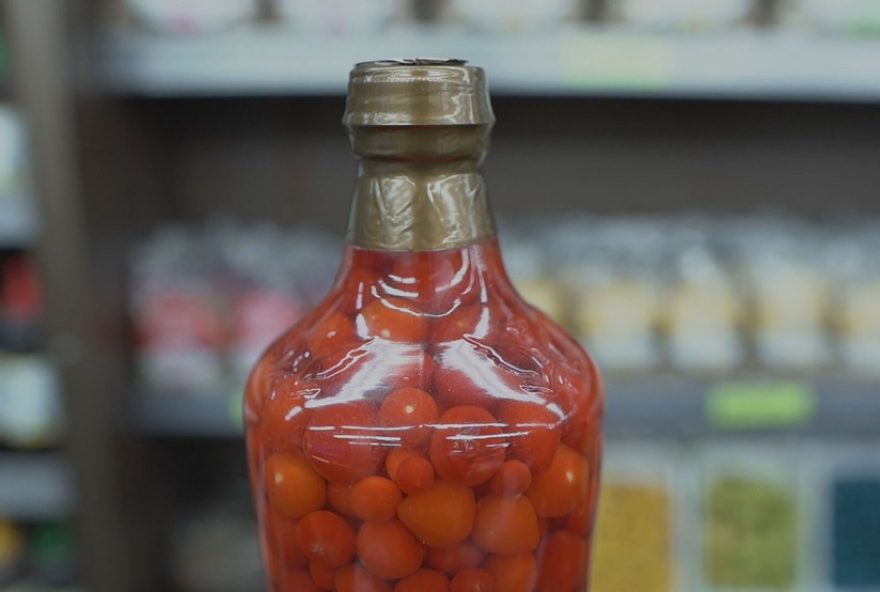 homem-de-57-anos-contrai-botulismo-no-df-ao-consumir-pimenta-em-conserva3A-terceiro-caso-em-18-anos.-recuperacao-em-casa