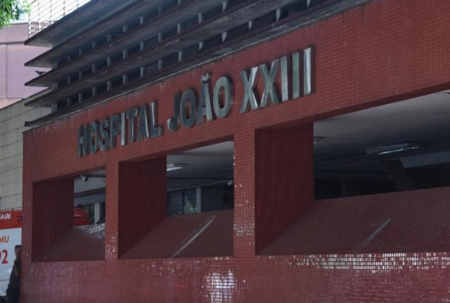 homem-discute-com-esposa2C-pega-arma-e-a-mata-em-bh homem-discute-com-esposa2C-pega-arma-e-a-mata-em-bh