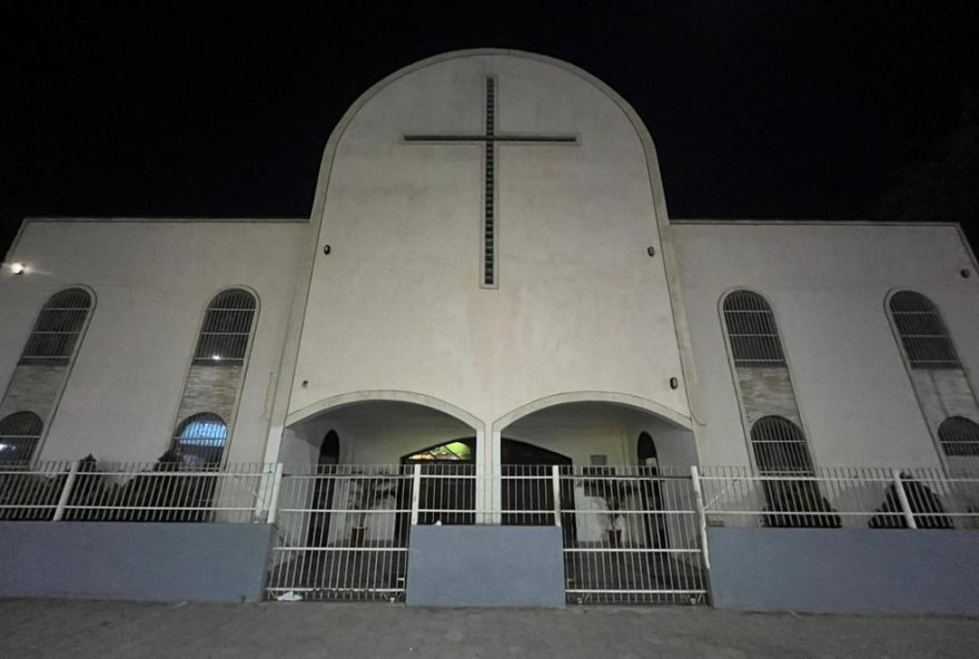 homem-e-alvejado-em-frente-a-igreja-sao-joao-calabria-em-sao-luis3A-tudo-sobre-o-tiroteio-e-as-investigacoes-da-pm-ma