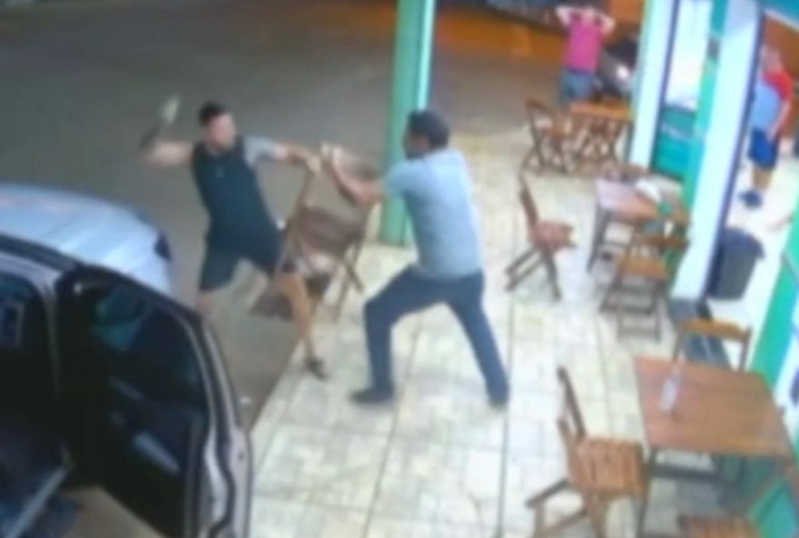 homem-e-assassinado-a-facadas-em-briga-de-sorveteria-em-anapolis