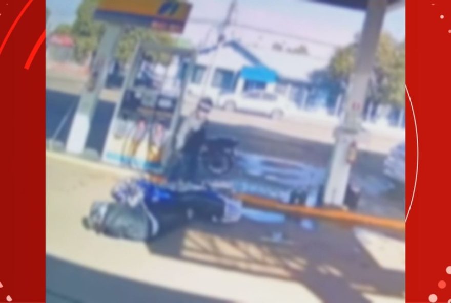 homem-e-assassinado-a-tiros-em-posto-de-combustiveis-em-itaqui3B-assista-ao-video-da-tragedia
