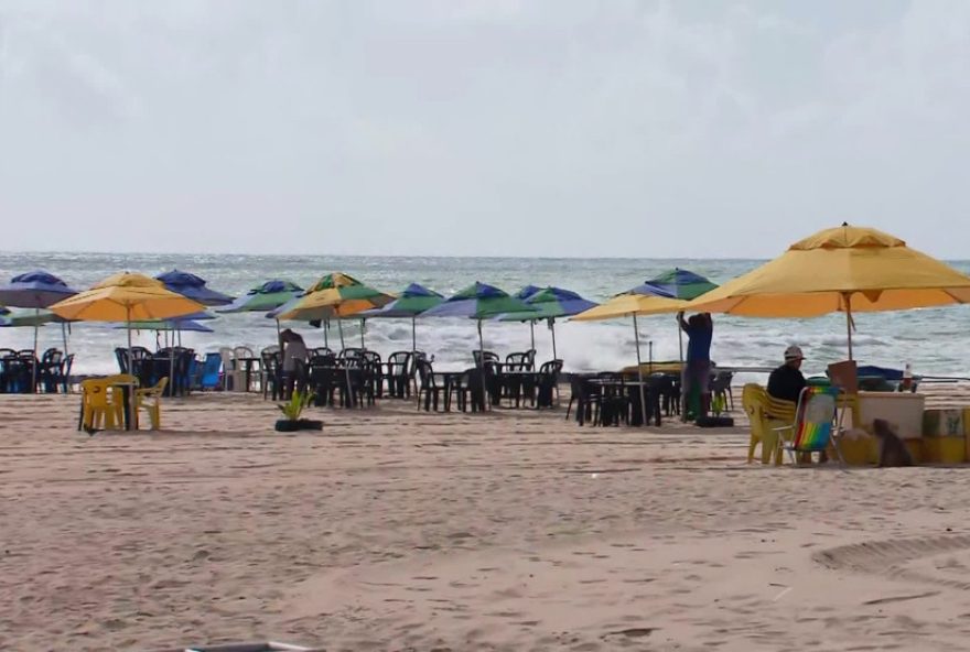 homem-e-assassinado-a-tiros-na-praia-de-boa-viagem2C-recife3A-policia-investiga-o-caso homem-e-assassinado-a-tiros-na-praia-de-boa-viagem2C-recife3A-policia-investiga-o-caso