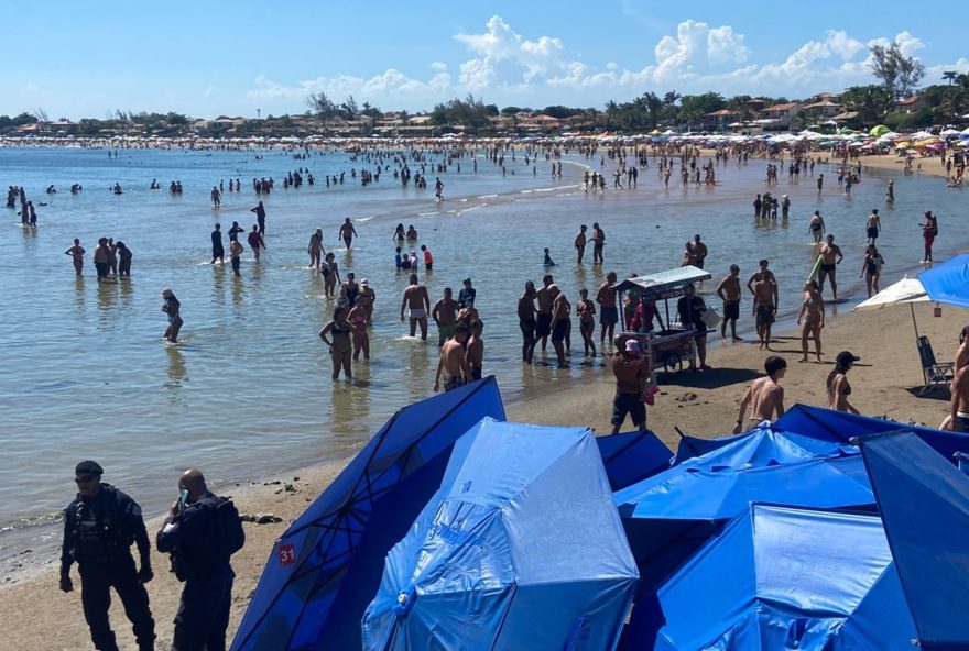 homem-e-assassinado-em-praia-de-buzios-a-cidade-turistica-abalada-pelo-tragico-acontecimento