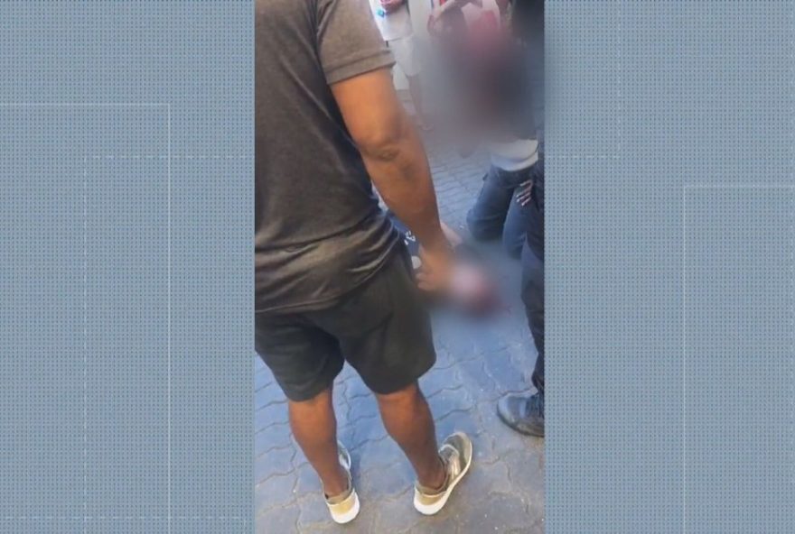 homem-e-atingido-por-bala-perdida-em-madureira3A-detalhes-do-caso-no-shopping