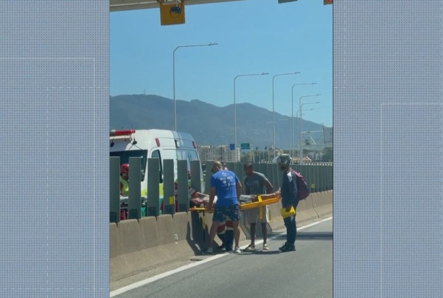 homem-e-atropelado-na-ponte-rio-niteroi-na-vespera-do-natal3A-familia-cobra-justica homem-e-atropelado-na-ponte-rio-niteroi-na-vespera-do-natal3A-familia-cobra-justica