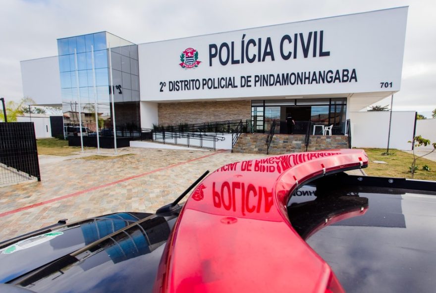 homem-e-baleado-e-morto-em-pindamonhangaba2C-sp3A-autoridades-investigam-o-crime