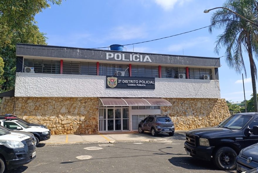 homem-e-baleado-na-cabeca-e-abdomen-em-campinas3A-vitima-e-socorrida-ao-hospital-mario-gatti