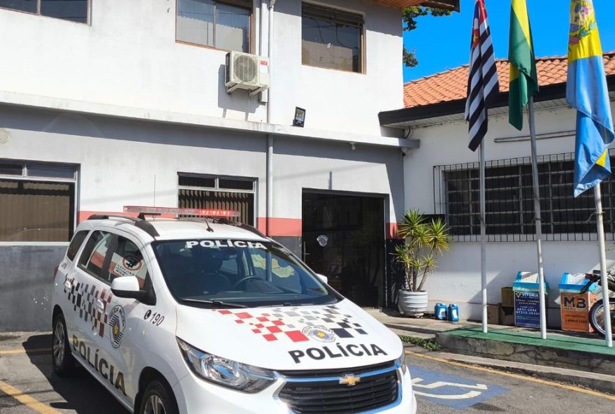 homem-e-baleado-por-ex-marido-dentro-de-casa-em-braganca-paulista3A-suspeito-preso