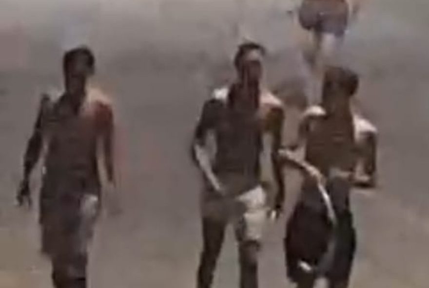 homem-e-brutalmente-espancado-ate-a-morte-em-jaboatao-dos-guararapes3A-policia-busca-agressores-flagrados-por-camera-de-seguranca homem-e-brutalmente-espancado-ate-a-morte-em-jaboatao-dos-guararapes3A-policia-busca-agressores-flagrados-por-camera-de-seguranca