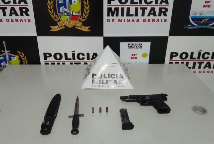 homem-e-detido-com-punhal-e-replica-de-arma-proximo-a-mercado-em-varzea-da-palma