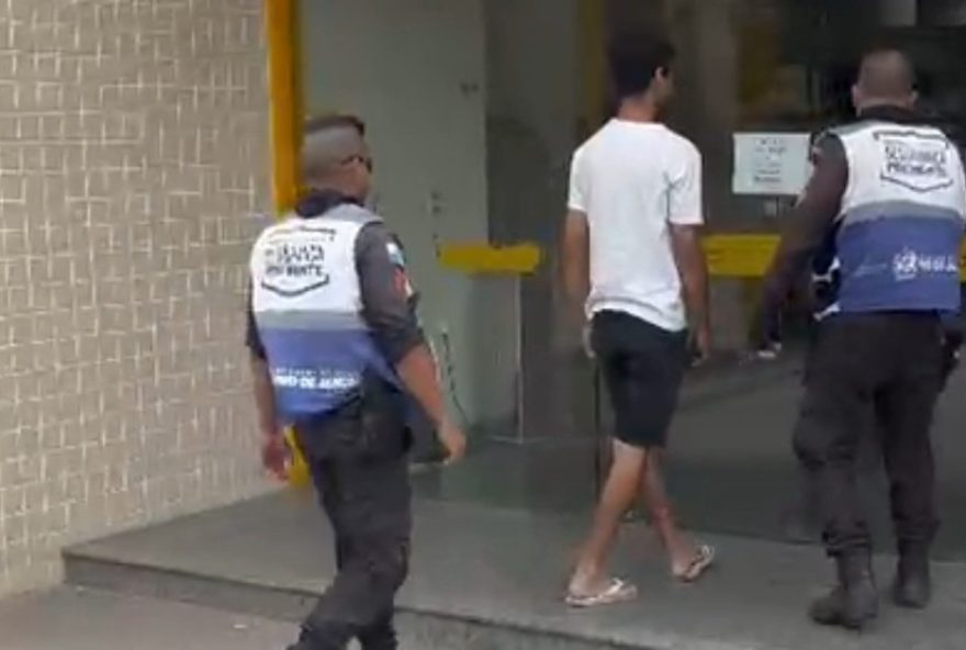 homem-e-detido-por-estupro-contra-irma-em-niteroi3A-acao-rapida-do-seguranca-presente-resulta-em-prisao-e-protecao-das-vitimas