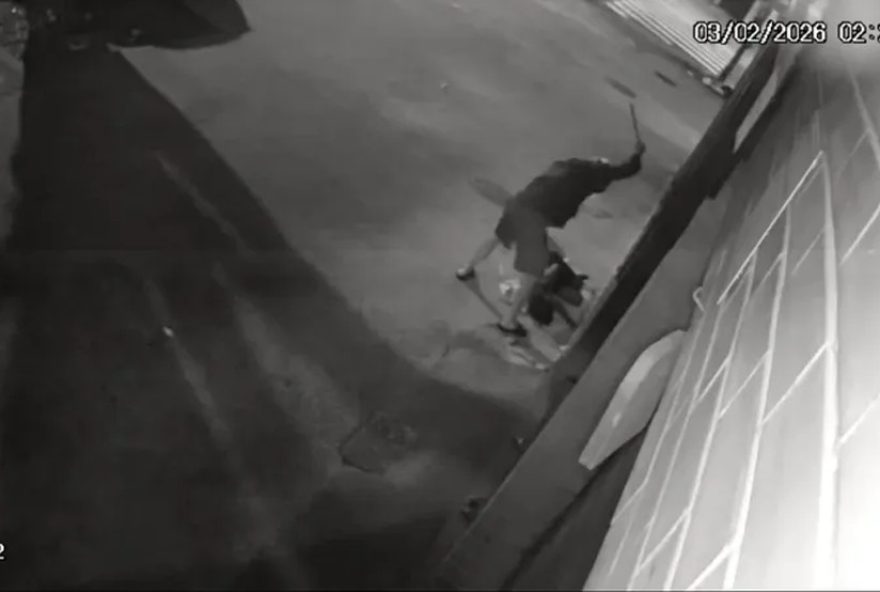 homem-e-detido-por-matar-morador-de-rua-em-benfica3A-cameras-de-seguranca-flagram-o-crime-no-rio-de-janeiro homem-e-detido-por-matar-morador-de-rua-em-benfica3A-cameras-de-seguranca-flagram-o-crime-no-rio-de-janeiro
