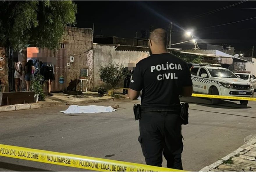 homem-e-espancado-ate-a-morte-a-pauladas-em-brazlandia3A-passagens-por-violencia-domestica.-policia-investiga