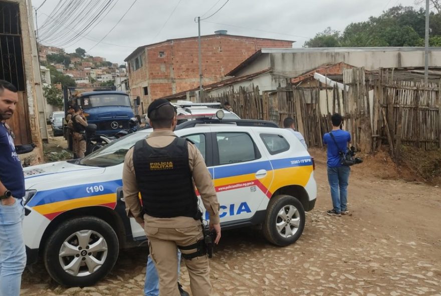 homem-e-executado-a-tiros-em-teofilo-otoni3B-vitima-saiu-da-prisao-ha-15-dias