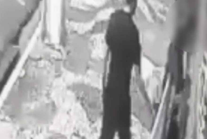 homem-e-filmado-importunando-sexualmente-mulher-em-loja-no-parana3A-preso-em-flagrante homem-e-filmado-importunando-sexualmente-mulher-em-loja-no-parana3A-preso-em-flagrante