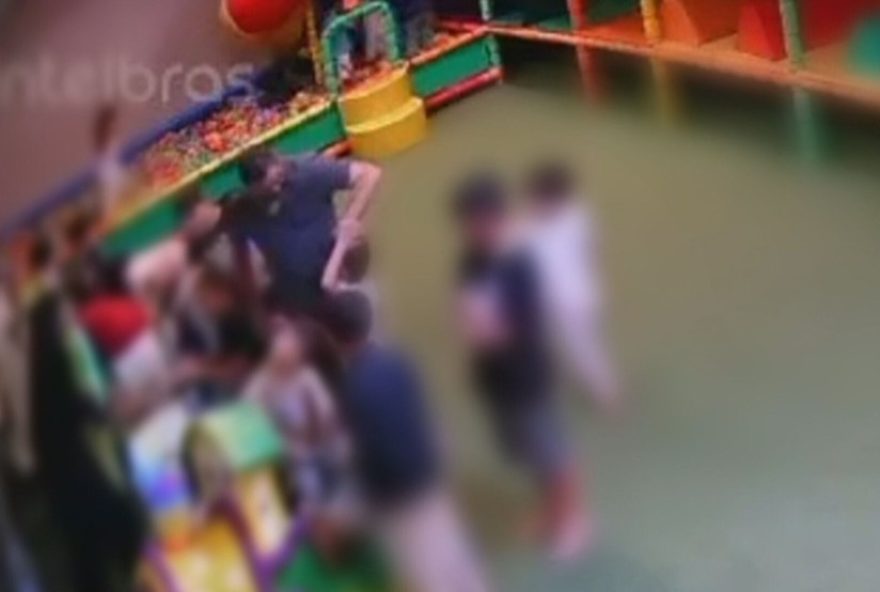 homem-e-indiciado-por-agressao-a-crianca-em-brinquedoteca-de-restaurante-no-df