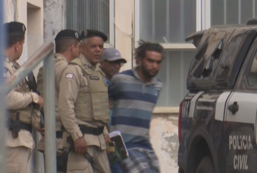 homem-e-mantido-preso-por-triplo-homicidio-em-ilheus3A-justica-decreta-preventiva