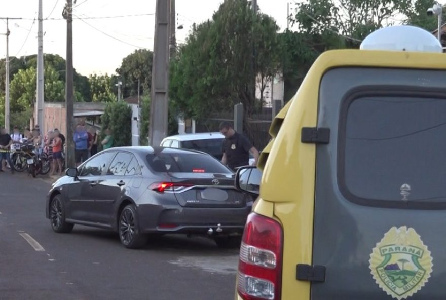 homem-e-morto-a-tiros-em-foz-do-iguacu3A-policia-investiga-caso2C-carro-suspeito-incendiado
