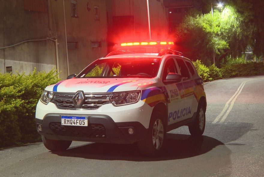 homem-e-preso-ao-buscar-atendimento-apos-tentativa-de-assalto-em-loja-de-carros-em-montes-claros