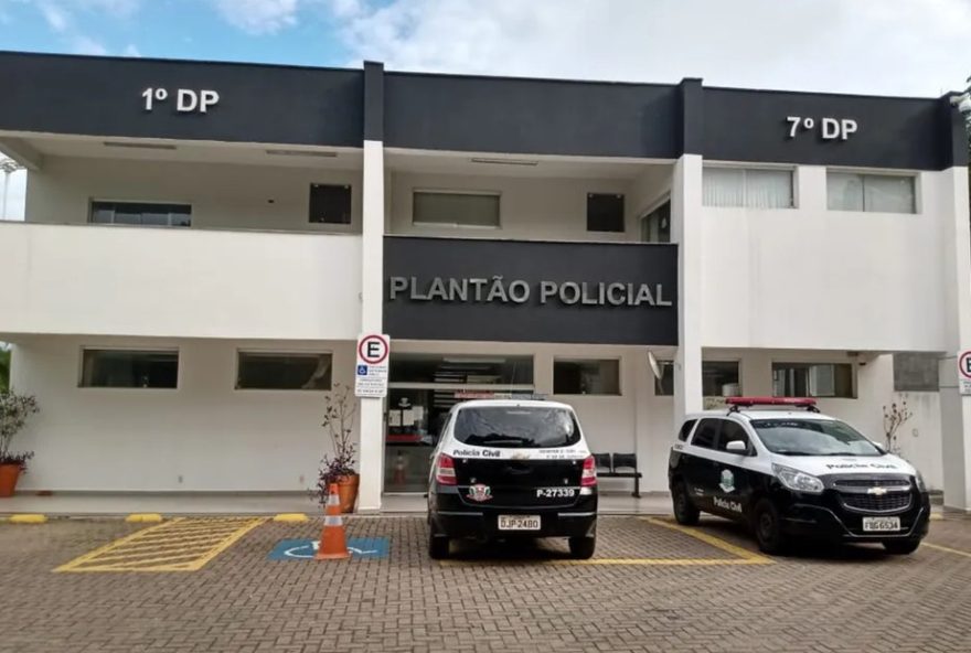 homem-e-preso-apos-agredir-guardas-municipais-com-chutes-e-socos-em-jundiai homem-e-preso-apos-agredir-guardas-municipais-com-chutes-e-socos-em-jundiai