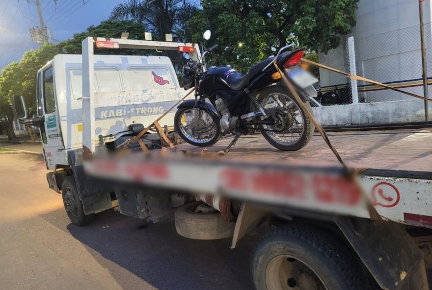 homem-e-preso-apos-agredir-policiais-em-abordagem-a-motociclista-em-pirapora