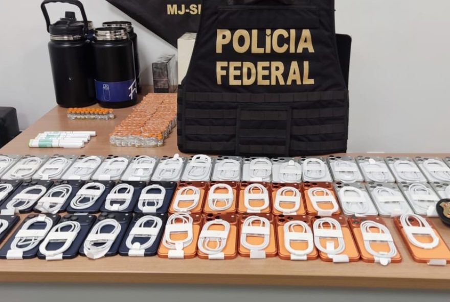 homem-e-preso-com-46-celulares-e-medicamentos-no-aeroporto-de-juazeiro-do-norte3A-descaminho-e-suas-consequencias