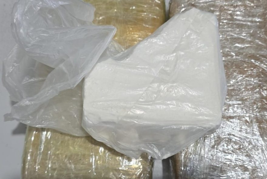 homem-e-preso-com-cocaina-de-r24-100-mil-no-sertao-de-pe3A-acao-policial-em-destaque homem-e-preso-com-cocaina-de-r24-100-mil-no-sertao-de-pe3A-acao-policial-em-destaque