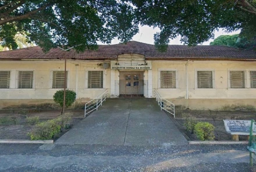 homem-e-preso-em-garca-sp-apos-ameacar-mae2C-irma-e-cunhada-com-faca homem-e-preso-em-garca-sp-apos-ameacar-mae2C-irma-e-cunhada-com-faca