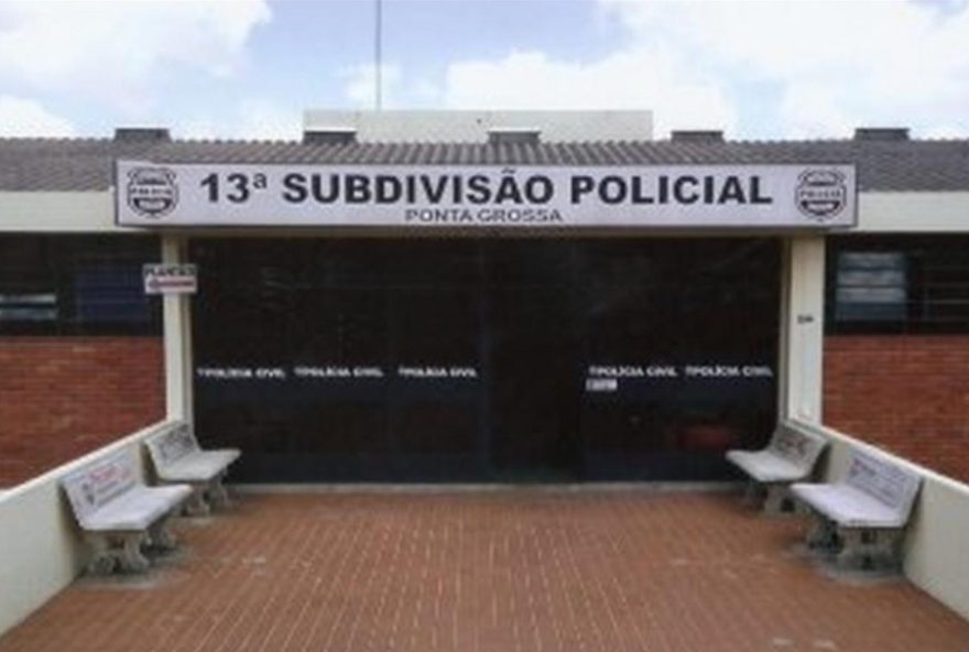 homem-foge-de-delegacia-no-pr-com-ajuda-de-usuarios-de-droga2C-diz-policia