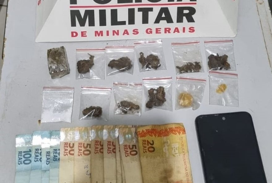 homem-monitorado-por-tornozeleira-e-preso-por-trafico-em-unai3A-pm-atua-apos-denuncia-anonima-saiba-mais