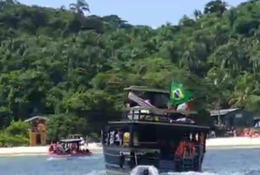 homem-morre-apos-mal-subito-em-embarcacao-na-ilha-do-campeche2C-em-florianopolis homem-morre-apos-mal-subito-em-embarcacao-na-ilha-do-campeche2C-em-florianopolis