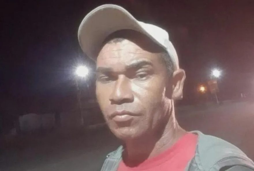 homem-morre-apos-ser-esfaqueado-pelo-primo-na-bahia3A-suspeito-ainda-nao-foi-preso