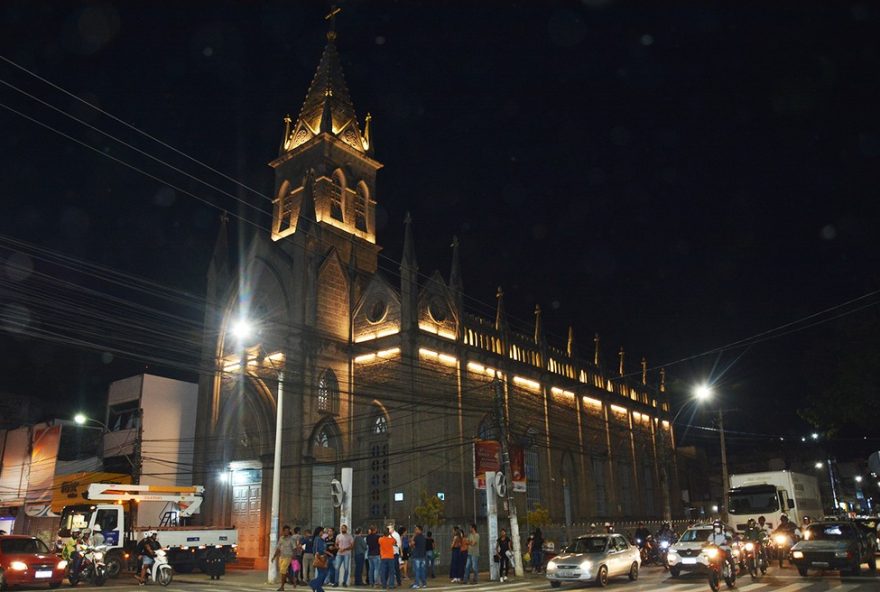 homem-morre-durante-trabalho-em-santuario-na-bahia3A-verdade-sobre-o-tragico-incidente