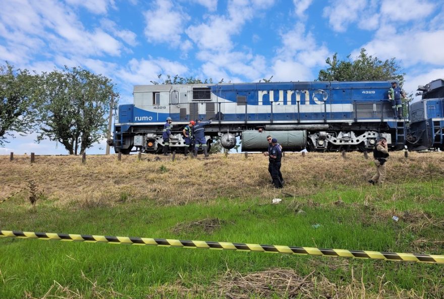homem-morre-em-acidente-com-trem-em-curitiba3A-alerta-para-seguranca-nas-vias-ferreas