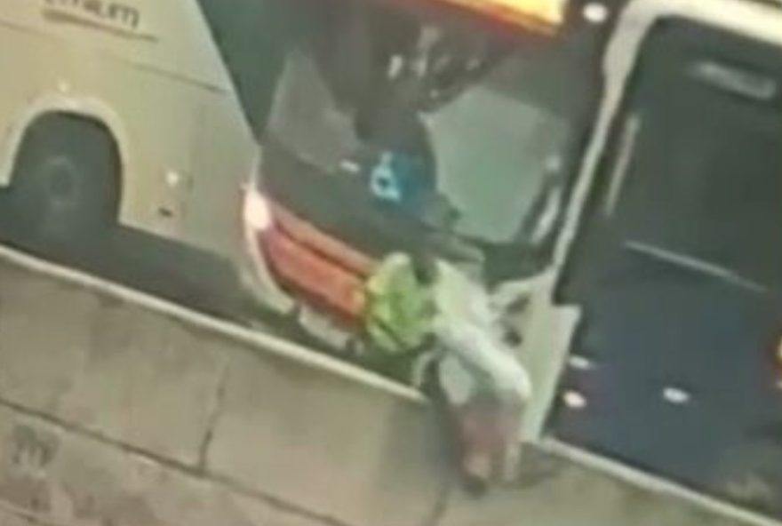 homem-suspeito-de-jogar-pessoa-no-rio-arrudas-e-preso-por-tentativa-de-furto3A-caso-suscita-debate-sobre-sistema-judiciario homem-suspeito-de-jogar-pessoa-no-rio-arrudas-e-preso-por-tentativa-de-furto3A-caso-suscita-debate-sobre-sistema-judiciario