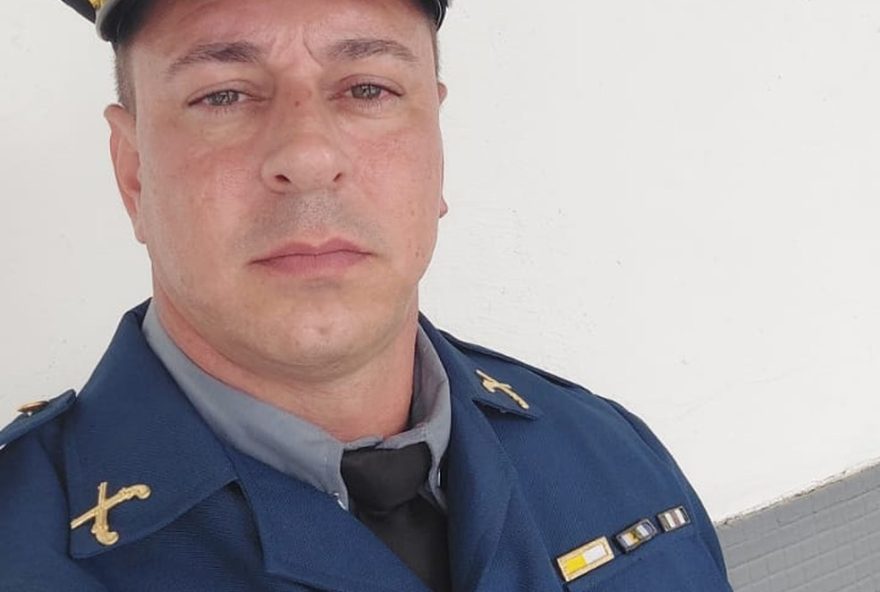 homem-suspeito-de-matar-pm-e-preso-no-hospital3B-policia-busca-segundo-envolvido homem-suspeito-de-matar-pm-e-preso-no-hospital3B-policia-busca-segundo-envolvido