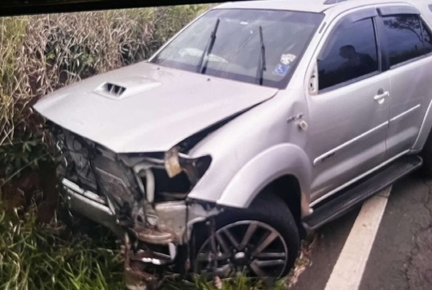 homem-suspeito-de-roubar-caminhonete-com-vitima-e-preso-em-botucatu3A-detalhes-do-crime-em-avare-sp