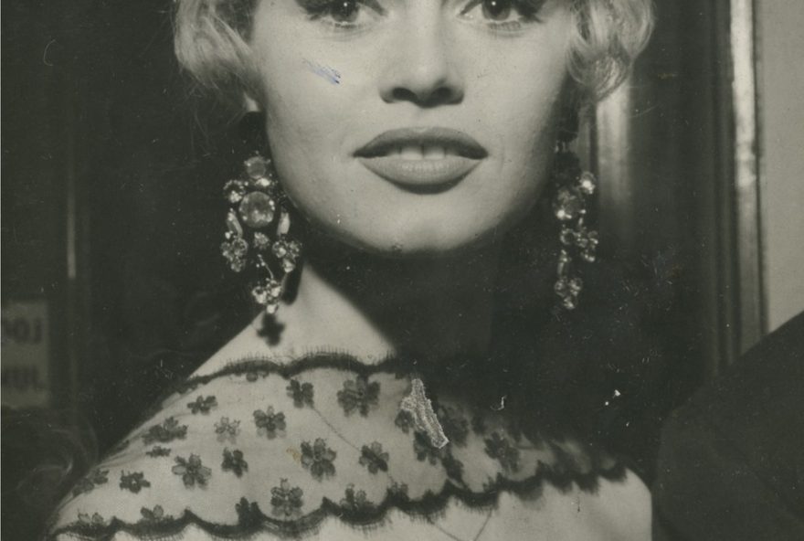 homenagens-a-brigitte-bardot3A-icone-do-cinema-frances-falece-aos-91-anos homenagens-a-brigitte-bardot3A-icone-do-cinema-frances-falece-aos-91-anos
