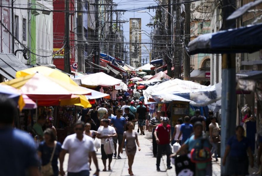 horarios-do-comercio-em-manaus-para-o-natal-e-ano-novo3A-confira