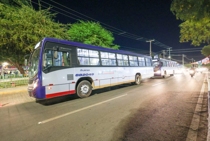 horarios-e-linhas-especiais-de-onibus-para-o-carnaval-de-petrolina3A-saiba-como-se-locomover-com-seguranca-durante-a-festa