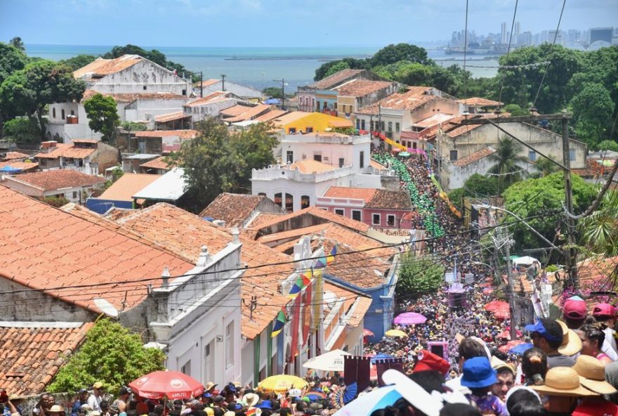 horarios-e-valores-do-expresso-da-folia-para-o-carnaval-no-grande-recife3A-confira-as-rotas-especiais-de-onibus