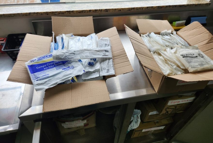 hospital-veterinario-em-mogi-das-cruzes-e-interditado-por-uso-de-medicamentos-vencidos3A-caso-choca-a-populacao-e-exige-investigacao-judicial