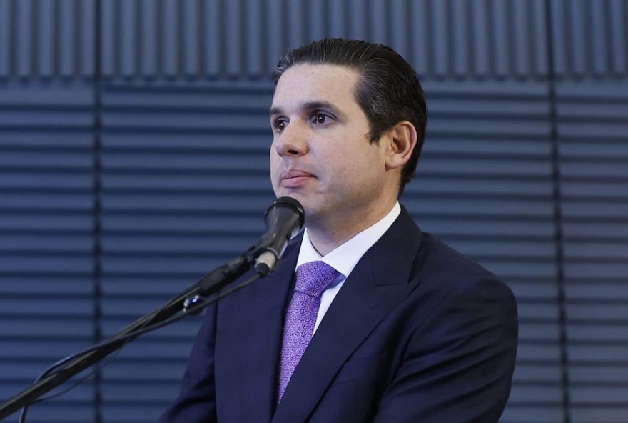 hugo-motta-acelera-tramitacao-de-oito-projetos-da-seguranca-publica