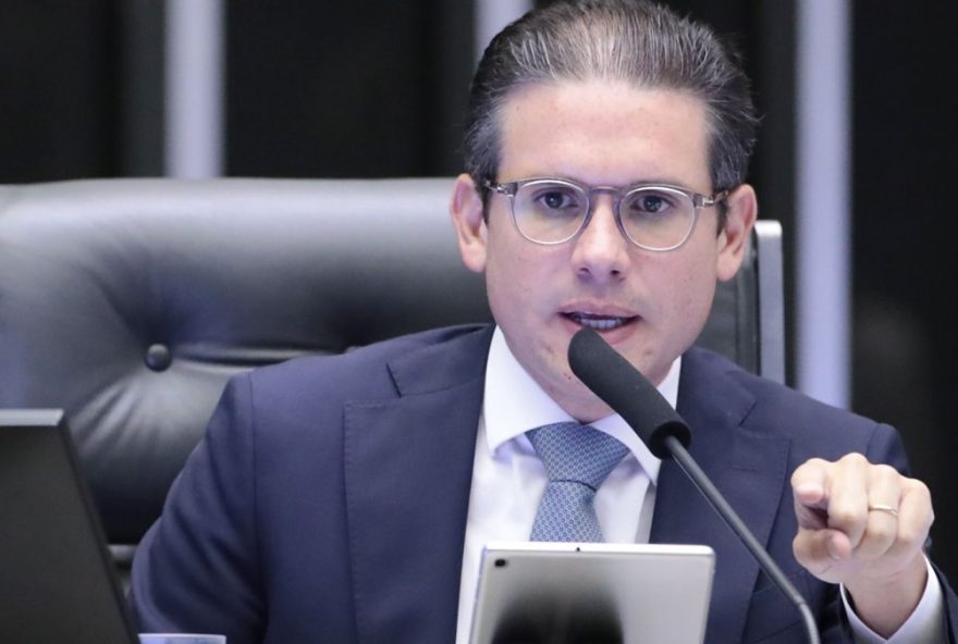 hugo-motta-busca-gt-para-reforma-administrativa-na-camara3B-expectativa-divide-base-governista