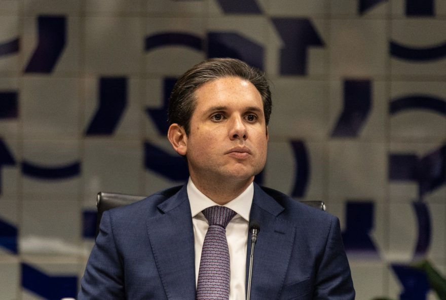 hugo-motta-cancela-comissoes-e-provoca-novo-adiamento-do-pl-antiterrorismo hugo-motta-cancela-comissoes-e-provoca-novo-adiamento-do-pl-antiterrorismo