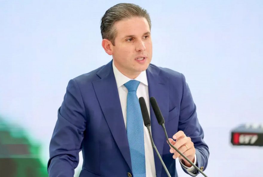 hugo-motta-defende-apuracao-imparcial-sobre-caso-do-banco-master hugo-motta-defende-apuracao-imparcial-sobre-caso-do-banco-master