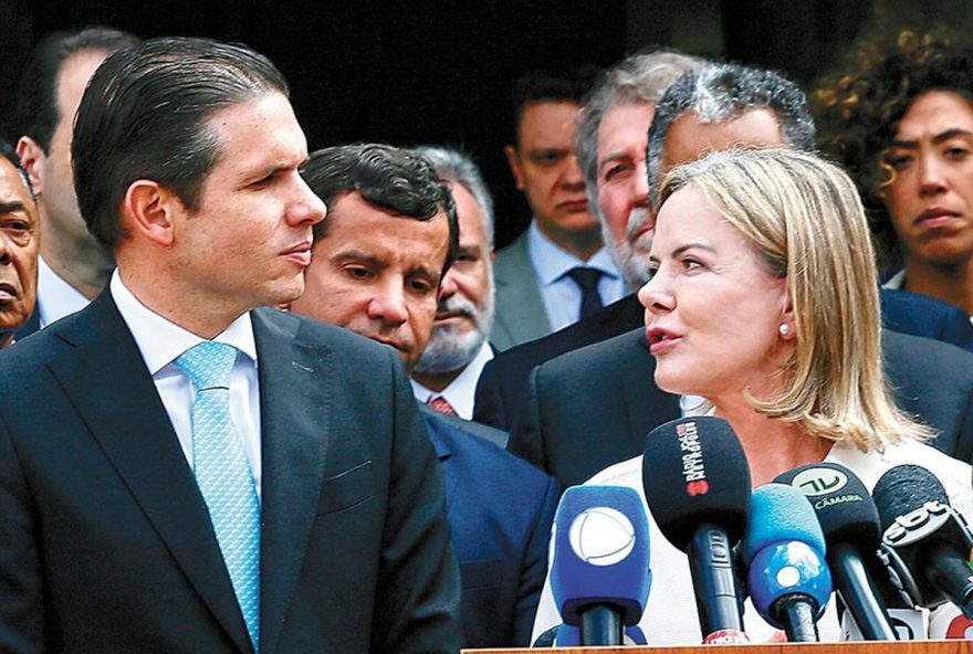 hugo-motta-e-gleisi-se-reunem-para-tentar-acordo-sobre-pl-antifaccao-apos-criticas-do-governo