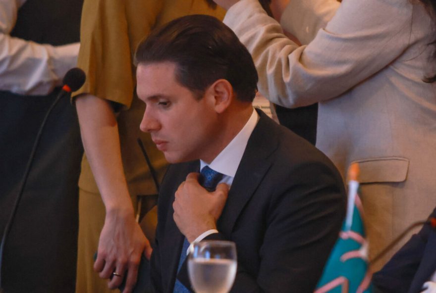 hugo-motta-fala-sobre-a-situacao-de-ramagem-e-eduardo-bolsonaro hugo-motta-fala-sobre-a-situacao-de-ramagem-e-eduardo-bolsonaro