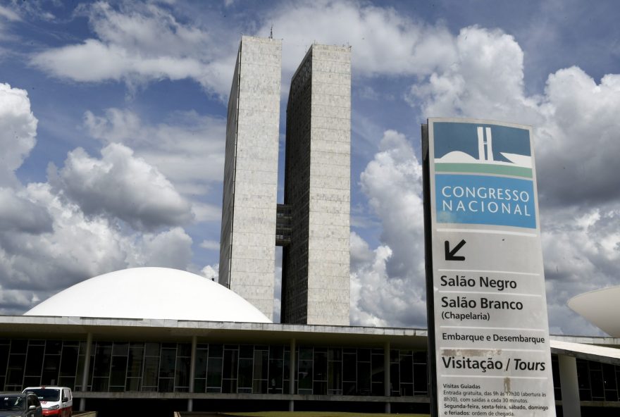 hugo-motta-inclui-pec-da-blindagem-na-pauta-da-camara-para-possivel-votacao-nesta-terca